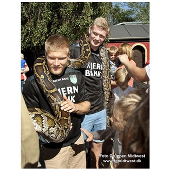 Sæsonkort for 2 voksne og 2 børn til JYLLANDS PARK ZOO